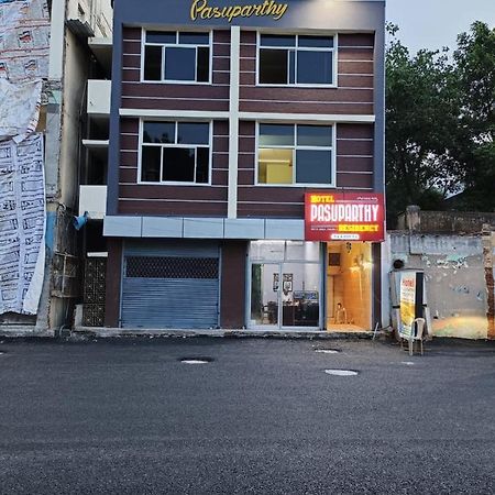 Hotel Pasuparthy Residency Tirupati Kültér fotó